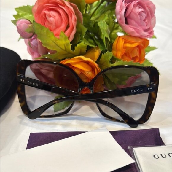 Authentic Gucci Brown Oversized Sunglasses - Picture 1 of 14